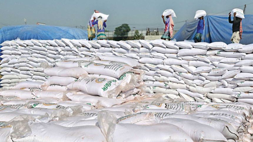 Govt to import 60,000 tones of urea
