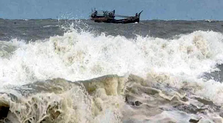 Maritime ports asked to hoist local cautionary signal 3