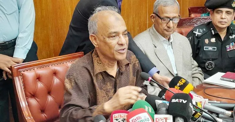 উচ্চ আদালতের নির্দেশনার আলোকে অটোরিকশা সমস্যার সমাধান : স্বরাষ্ট্র উপদেষ্টা