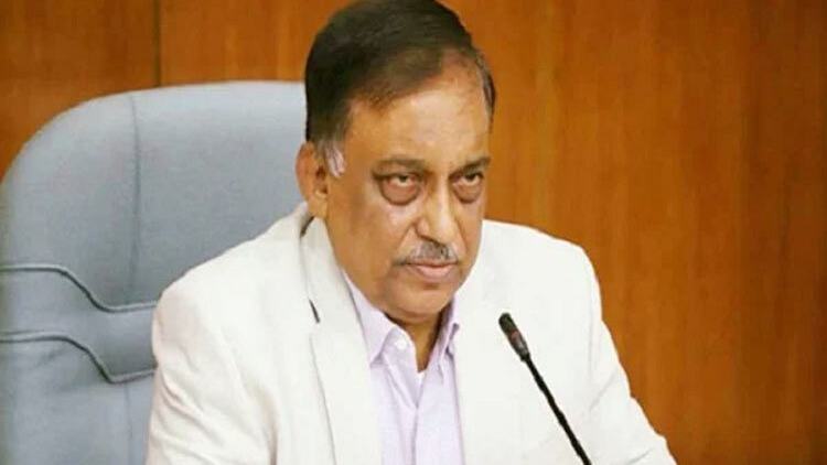 Journalists, Police, well-off individuals involved in drug trade: HM