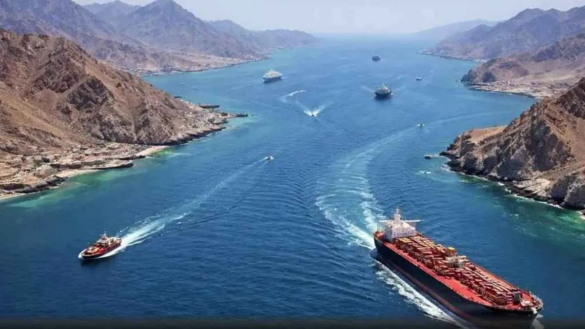 হরমুজ প্রণালি নিরাপদ করতে এবার চীনের সহায়তা চাইলেন ট্রাম্প