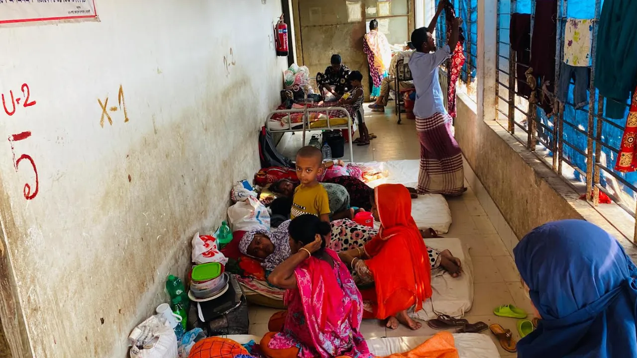 হাসপাতাল নয় যেন গারদখানা
