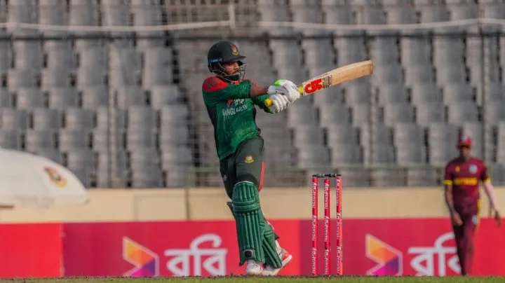 ২০৭ রানে অলআউট বাংলাদেশ