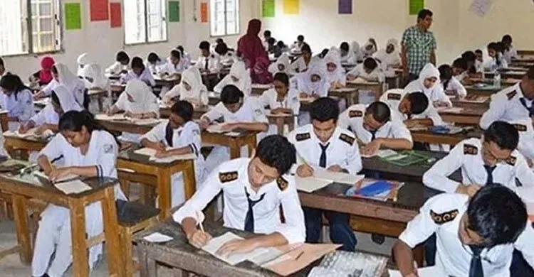 আবারও পেছাল এইচএসসি পরীক্ষা