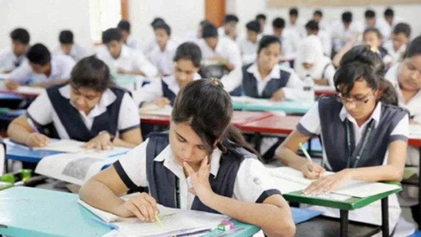 এইচএসসি ও সমমান পরীক্ষা শুরু