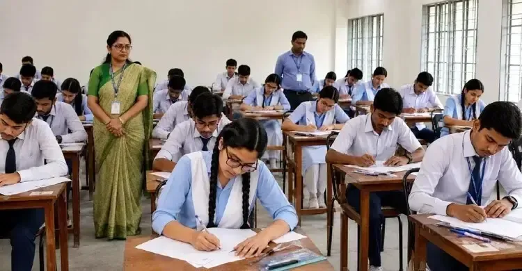 এবার ঢাকা বোর্ডেও এইচএসসি পরীক্ষা স্থগিতের দাবি