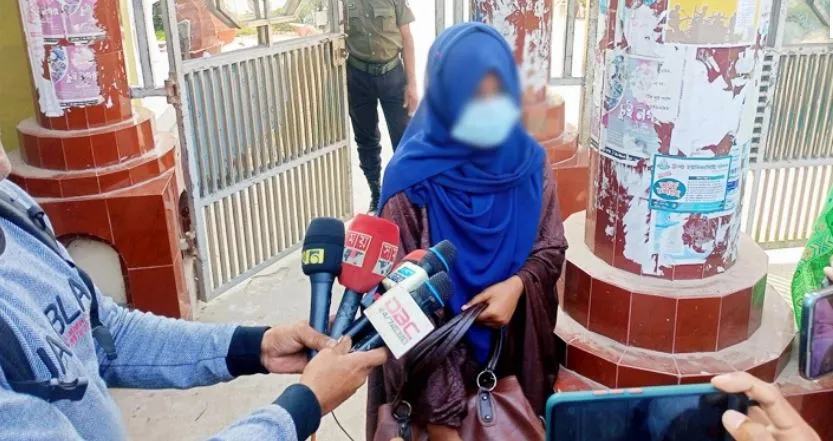 ফুলপরীর কাছে ক্ষমা চাইলেন ছাত্রলীগ নেত্রী অন্তরা