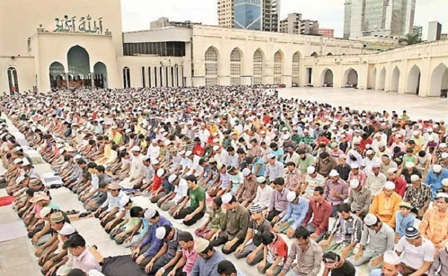 বায়তুল মোকাররমে সকাল ৭টায় ঈদের প্রথম জামাত
