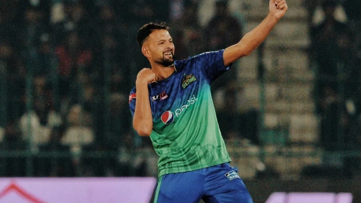 পিএসএলে নতুন গতিদানব আবিষ্কার পাকিস্তানের