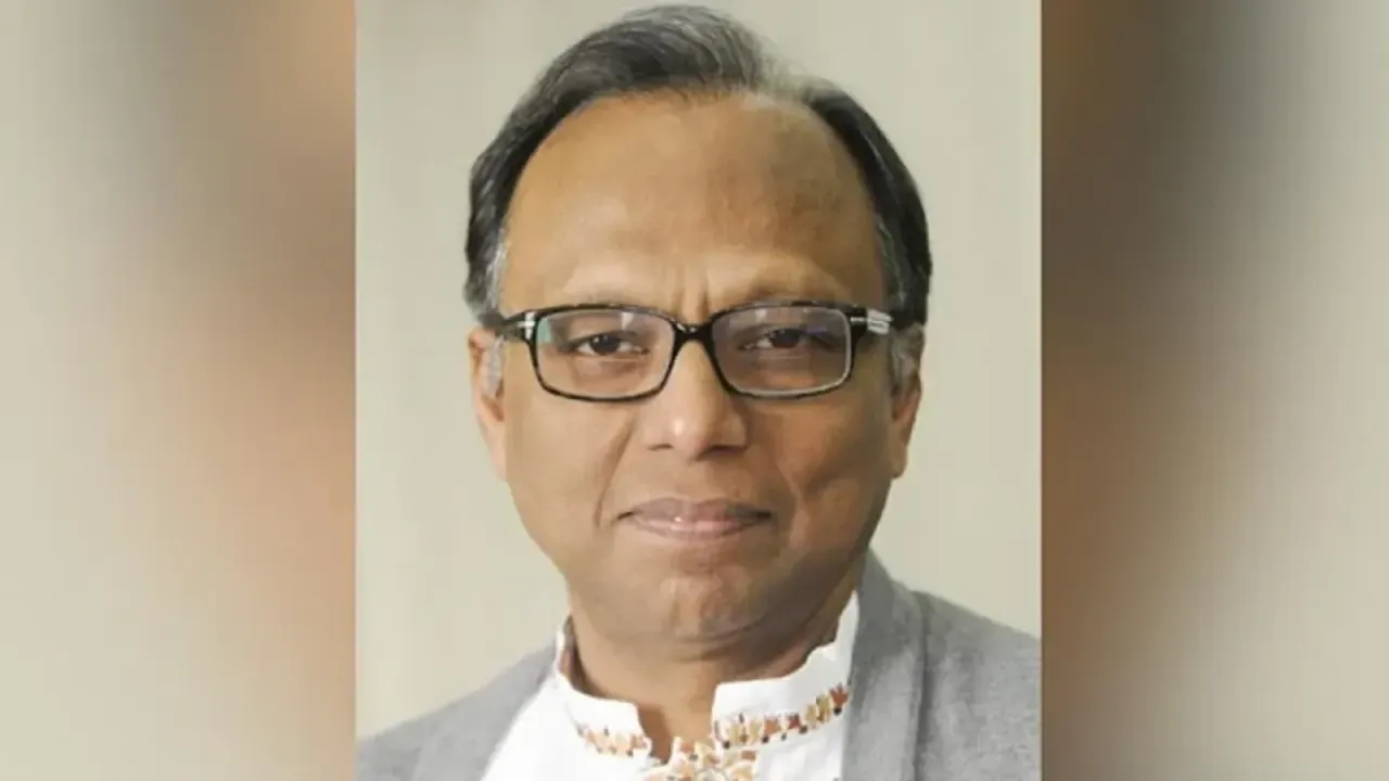 আদালতে সাংবাদিক মাহমুদুর রহমান