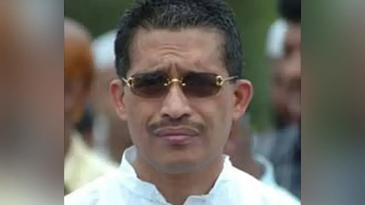 দেশে ফিরলেন বাবর
