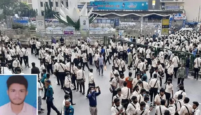 ডিএসসিসি’র গাড়ির ধাক্কায় সহপাঠীর মৃত্যু, ফের রাস্তায় নটরডেম শিক্ষার্থীরা