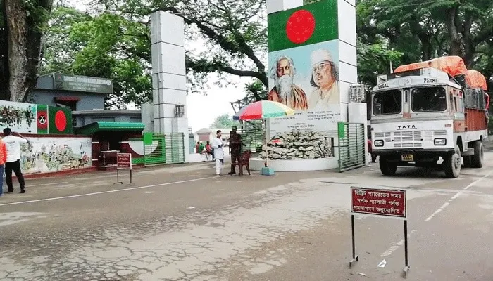 বেনাপোল স্থলবন্দরে আমদানি-রপ্তানি বাণিজ্য শুরু