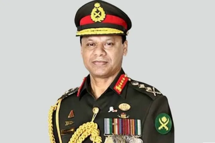 কুয়েত সফর শেষে দেশে ফিরলেন সেনাপ্রধান