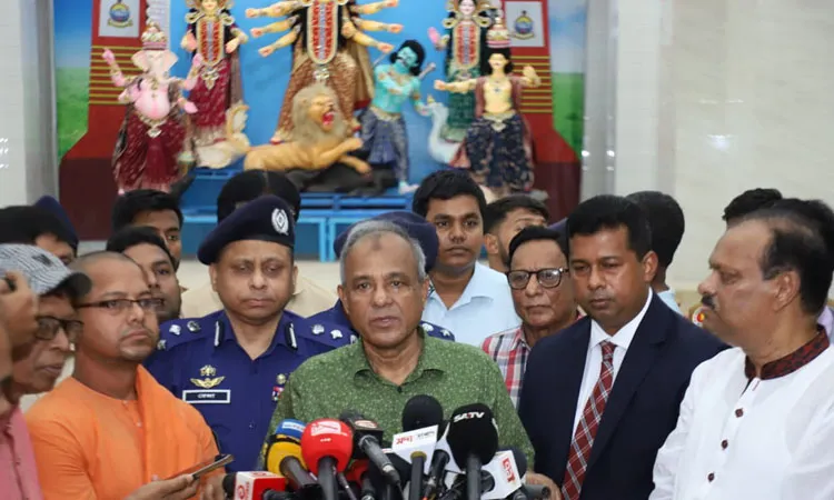 শান্তিপূর্ণভাবে পূজা আয়োজনের সকল প্রস্তুতি সম্পন্ন : স্বরাষ্ট্র উপদেষ্টা