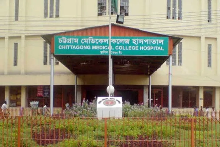গ্যাস লিকেজ থেকে বিস্ফোরণে নিহত স্বামী, হাসপাতালে স্ত্রী