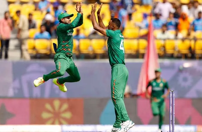 আহত বাঘের আজ উড়ন্ত কিউই শিকারের মিশন