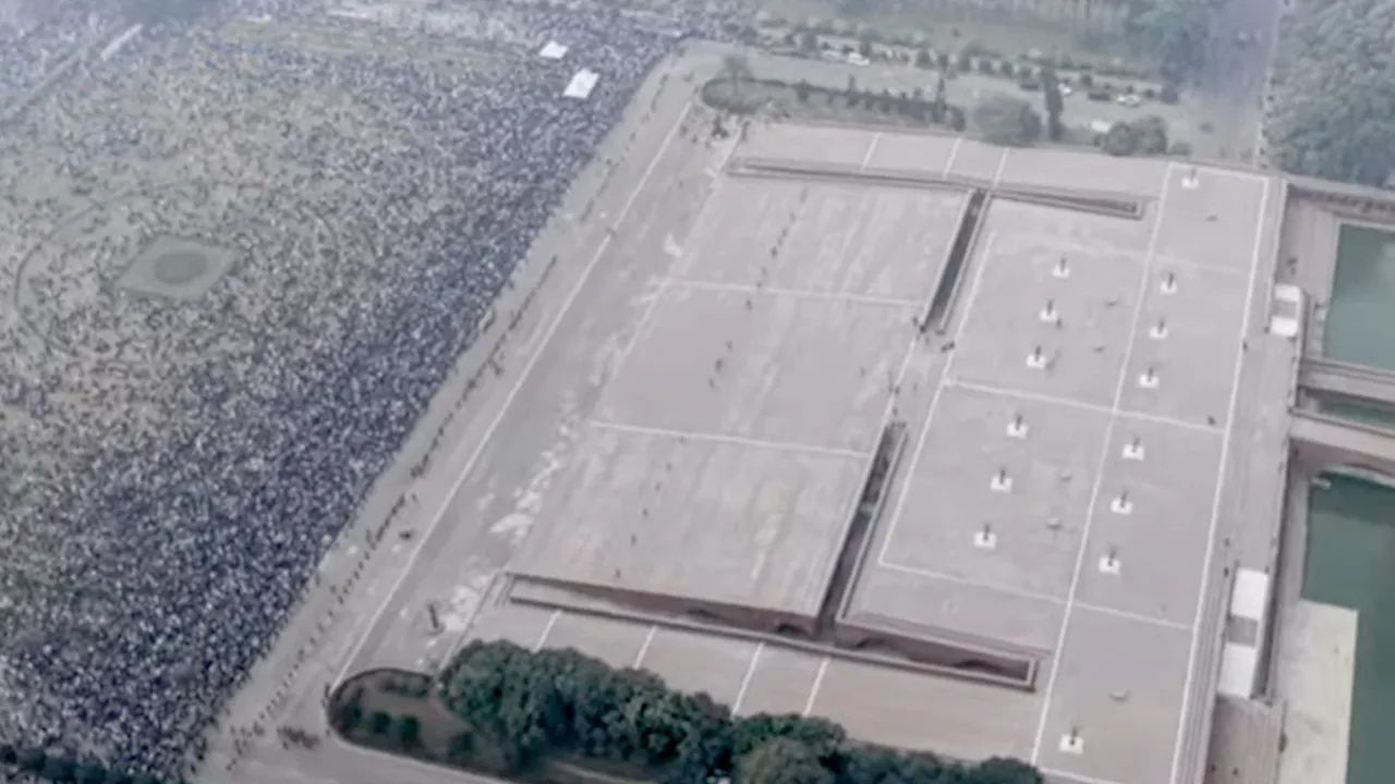 মানিক মিয়া অ্যাভিনিউতে পৌঁছেছে খালেদা জিয়ার লাশ