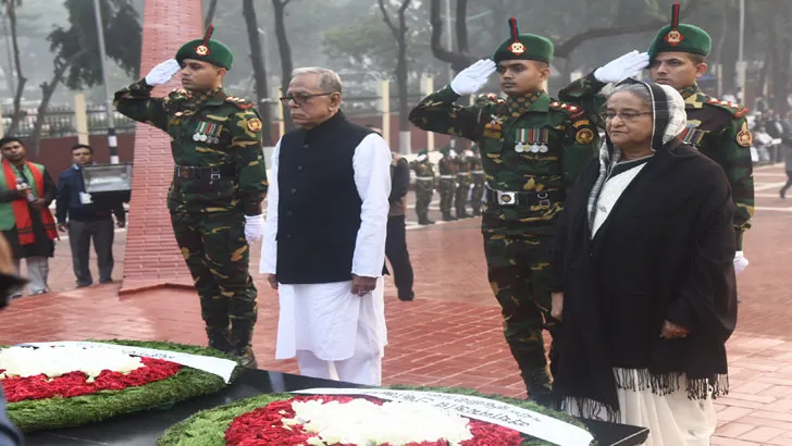 শহীদ বুদ্ধিজীবীদের প্রতি রাষ্ট্রপতি-প্রধানমন্ত্রীর শ্রদ্ধা