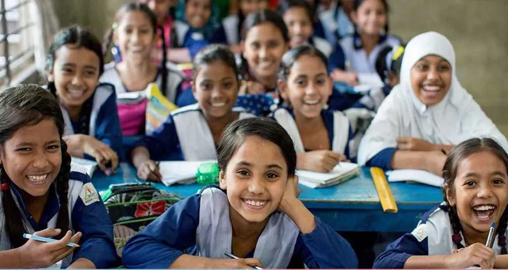 চার নির্দেশনা দিয়ে শিক্ষাপ্রতিষ্ঠান খোলার প্রজ্ঞাপন