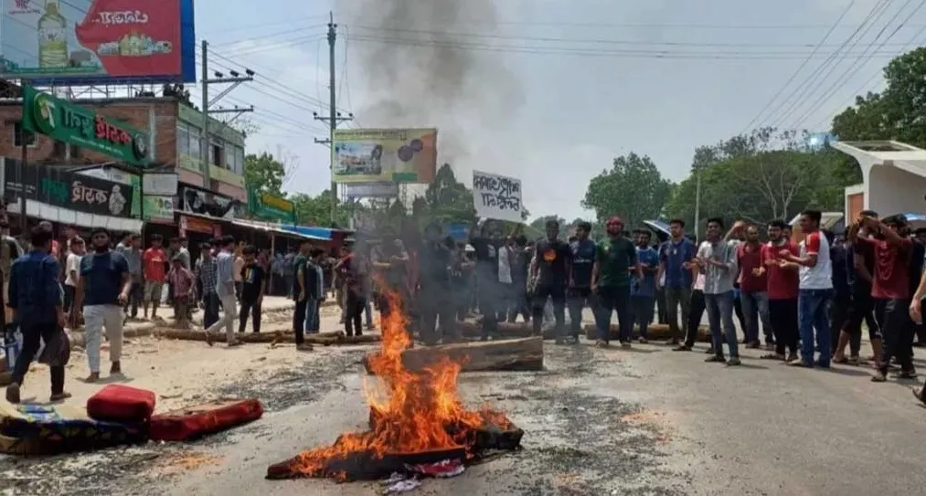 হল না ছাড়ার ঘোষণা চুয়েট শিক্ষার্থীদের