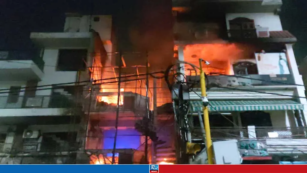 দিল্লির শিশু হাসপাতালে ভয়াবহ অগ্নিকাণ্ডে ৭ জনের মৃত্যু