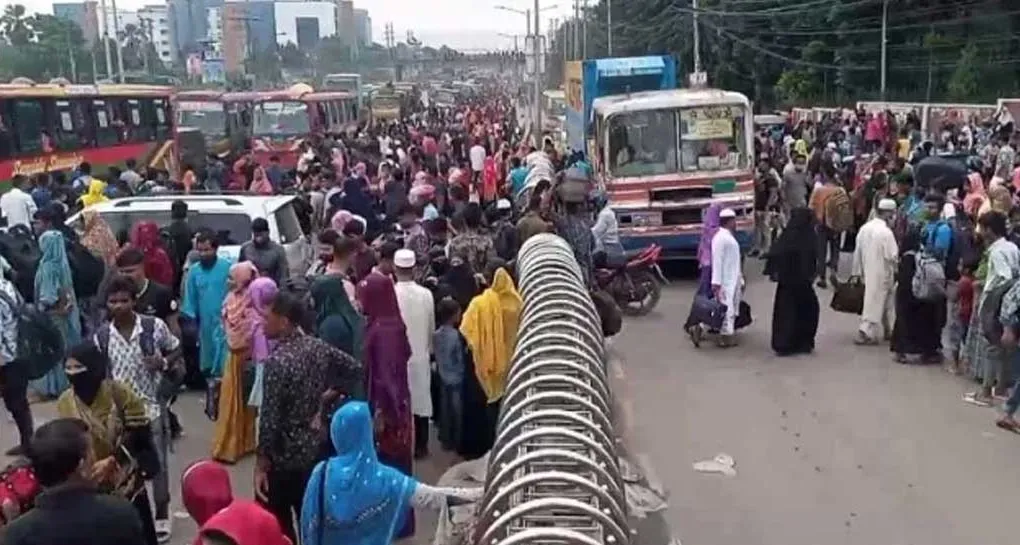 ঈদযাত্রায় ঘরমুখো মানুষের ভোগান্তি চরমে