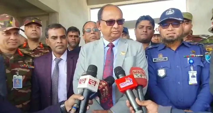 ভারসাম্যপূর্ণ যোগাযোগব্যবস্থা গড়তে রেলের উন্নয়নে কাজ হচ্ছে : রেলমন্ত্রী