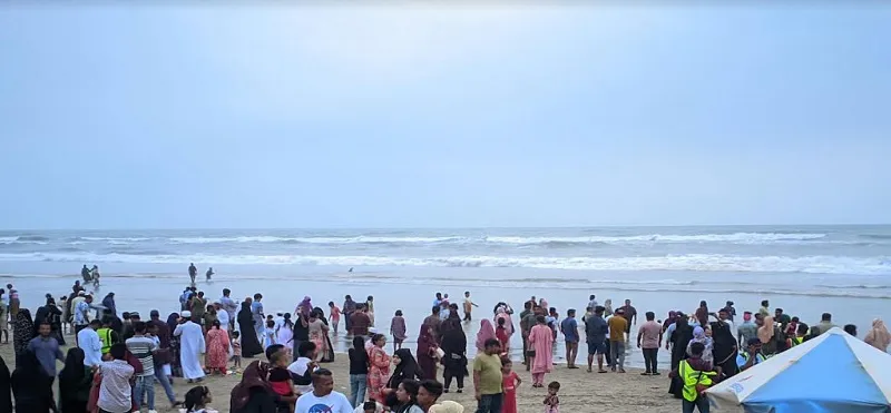 ঈদে পর্যটন ব্যবসা চাঙা কক্সবাজারে