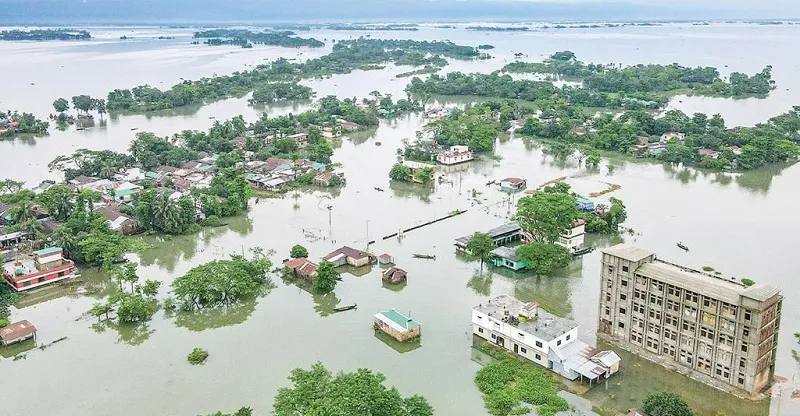 উন্নতির পথে বন্যা পরিস্থিতি, নদীর পানি এখনও বিপৎসীমার ওপরে