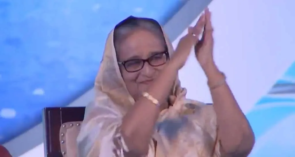 পদ্মা সেতুর সমাপনী অনুষ্ঠানে যোগ দিলেন প্রধানমন্ত্রী
