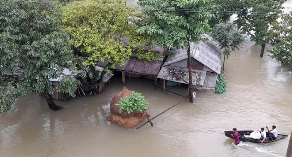 আগস্টেও বন্যার আভাস
