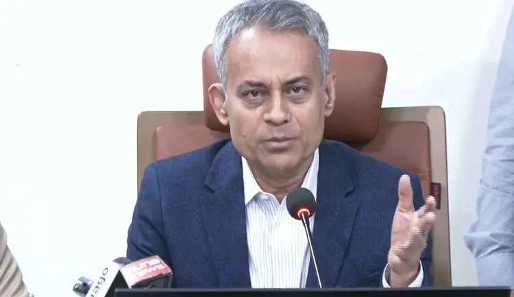 বাংলাদেশি নাবিকদের যুক্তরাজ্যের ভিসা সহজ ও বিনিয়োগ বাড়ানোর আহ্বান