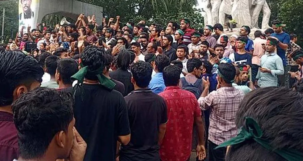 শেখ হাসিনার বিচার দাবি বৈষম্যবিরোধী ছাত্র আন্দোলনের