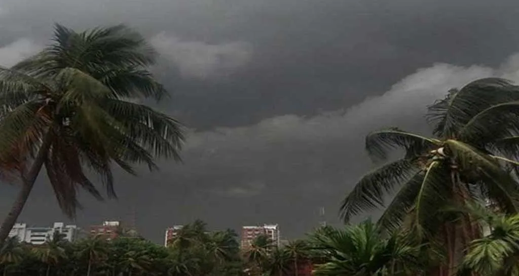রাত ১টার মধ্যে যেসব অঞ্চলে ঝড় বইতে পারে