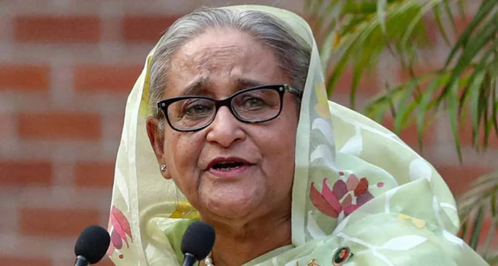 ’টুস’ করে ফেলে দেওয়া ও ‘চুবানোর’ হুমকি, শেখ হাসিনার নামে মামলা