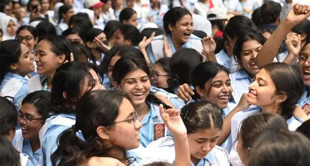 এসএসসির সনদ ২৫ সেপ্টেম্বর থেকে বিতরণ