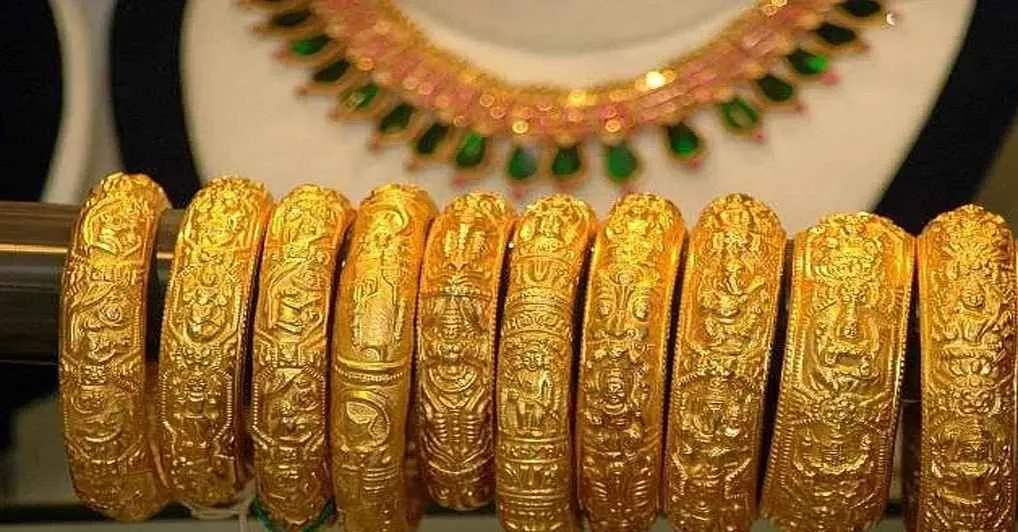 হঠাৎ করে সোনা-রুপার ব্যাপক দরপতন
