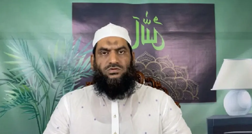 প্রধান উপদেষ্টাকে ষড়যন্ত্রের ব্যাপারে সতর্ক করেছেন মামুনুল হক