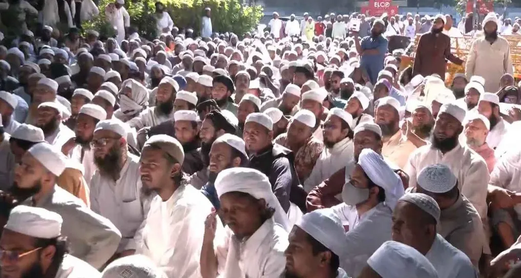 কাকরাইল মসজিদের সামনে সাদপন্থিদের অবস্থানে তীব্র যানজট
