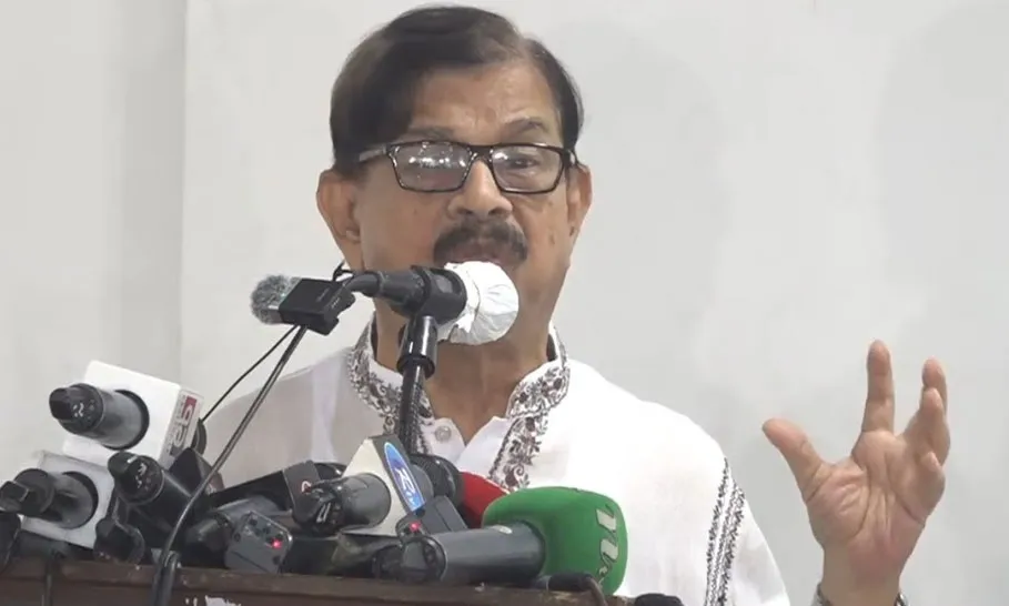 জাতীয় ঐক্যমত একা একা হতে পারে না: মান্না