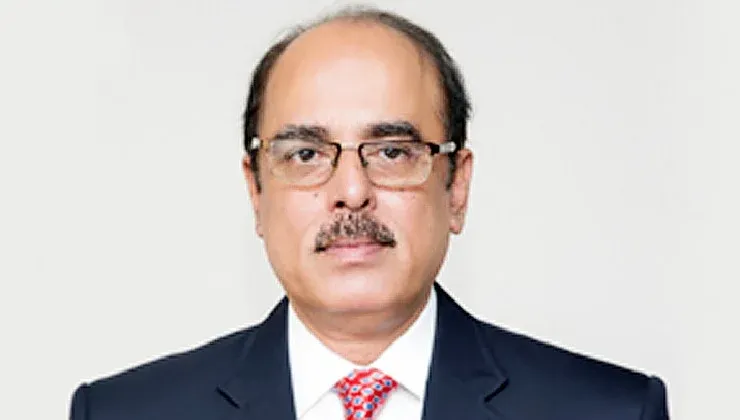 দুদকের চেয়ারম্যান ও কমিশনের পদত্যাগ