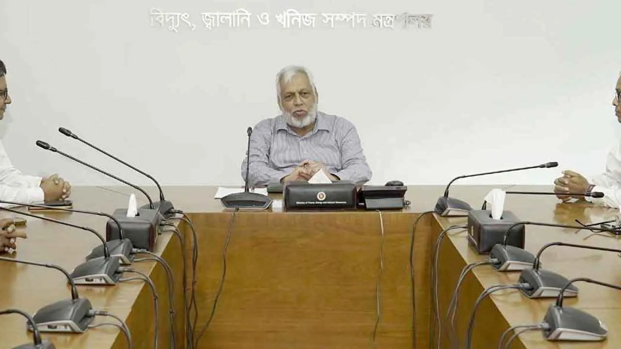 জ্বালানি সংকট নিরসন নিয়ে যা বললেন জ্বালানি  উপদেষ্টা