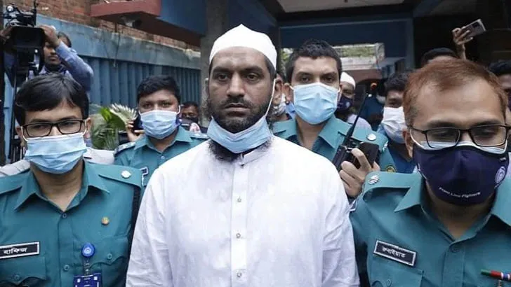নারায়ণগঞ্জ আদালতে মামুনুল হক