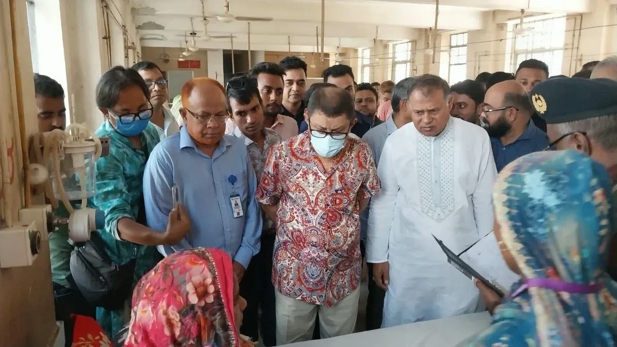 স্বাস্থ্য খাতে বড় উদ্যোগ, আসছে রোবটিক সার্জারি ব্যবস্থা