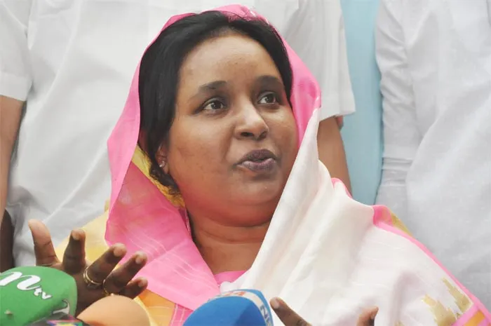 তৈমুর আমার বাবার কর্মী ছিলেন: আইভী