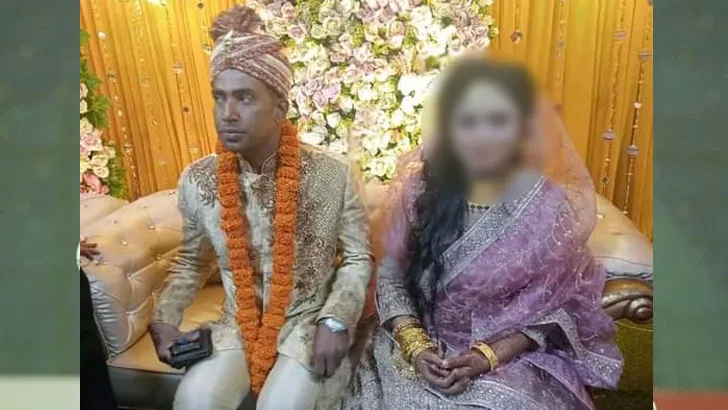 প্রেমিকের সঙ্গে নববধূ চলে যাওয়ায় শ্বশুরবাড়িতে স্বামীর কাণ্ড