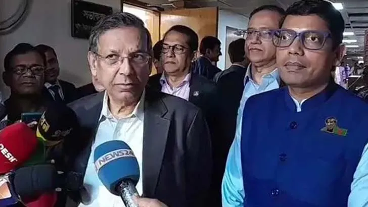 ‘এআই’ নিয়ে হচ্ছে নতুন আইন: আইনমন্ত্রী