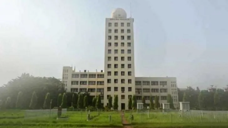 আজও যেসব অঞ্চলে ঝড়বৃষ্টি হতে পারে