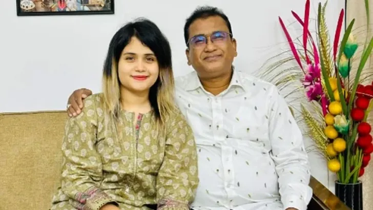 ডিএনএ স্যাম্পল দিতে ভারতে যাচ্ছেন এমপি আজিমের মেয়ে
